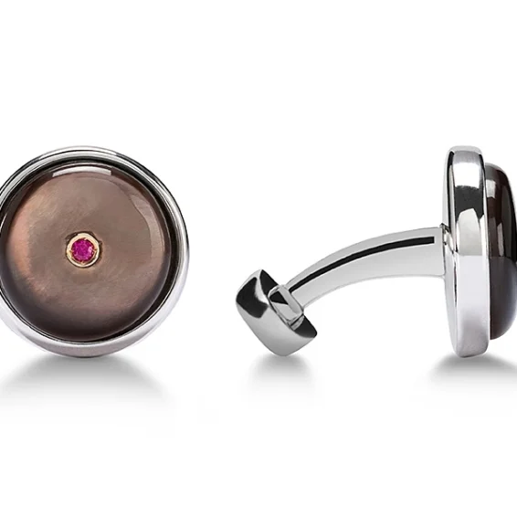 Grey Mother of Pearl Gold and rubies cufflinks