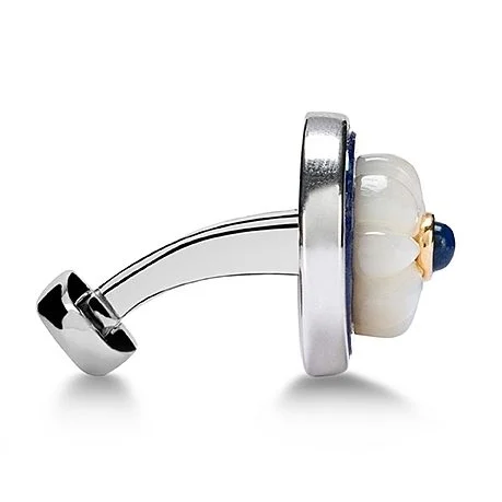 Mother of pearl flower with gold and lapis lazuli cufflinks