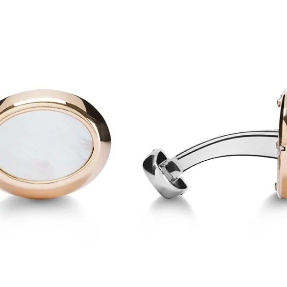 Oval cufflinks – Gold and Mother of pearl